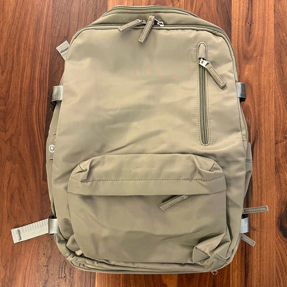 Travel/ Work Backpack - Picture 6 of 6